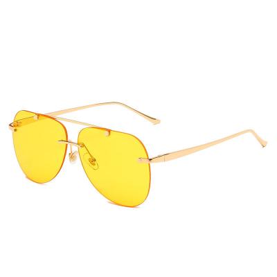 China High Quality Adult Oversized Vintage Square Sun Glasses 2020 PC UV400 Fashion Women Sun Glasses Colorful Shades for sale