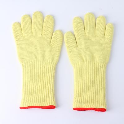 China Metal Melting Double Layer Yellow Aramid Thin Cutting Heavy Duty Gloves For Metal Refining Industry for sale