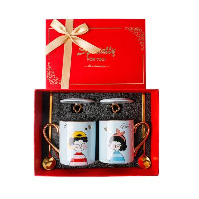 China Newlywed Viable Couples Ceramic Mug With Spoon Water Milk Beverage Cups Coffee Mugs Wedding Gift for sale