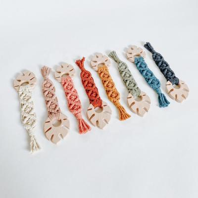 China Toy Soft Sheet Macrame Wood Baby Teether Monstera Teething Ring Baby Toy for sale