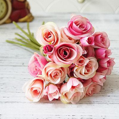 China Fashional Artificial Flowers Wholesale Heads Bridal Rose Bouquet Artificial Rose Wedding Flower 18 for sale