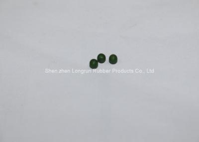 China Bola contínua moldada Viton pequena verde das bolas de borracha do costume 5mm para a bomba de óleo à venda