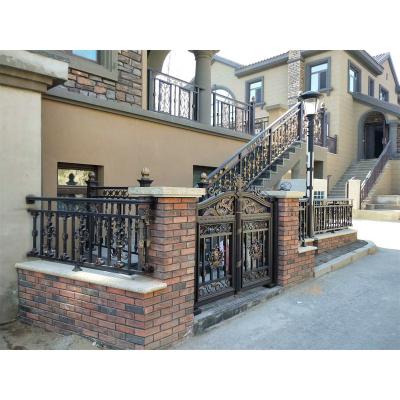 China Easily Assembled Cheap High Quality Designs Metal Security Fence Panels Aluminum Picket Fence And Gates For Houses for sale