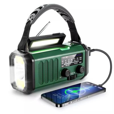 China PORTABLE 2023 Newest Hot Sale Hand Crank Solar Radio 10000mAh Emergency Outdoor Led Flashlight Dynamo Solar Radio With Reading Lamp for sale