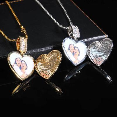 China Environmentally Friendly Zircon Pendant Picture Love Clamshell Jewelry Fashion Hip Hop Heart Shaped Pendant Necklace for sale