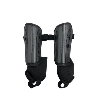 China Shin Protecting Hot Sale PP Shell CE Screening Custom Soccer Football Shin Guard for sale