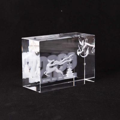 China China Ailuya 3d Laser Engraved Cube Craft Gift God Deer Cube Inner Cut Crystal for sale