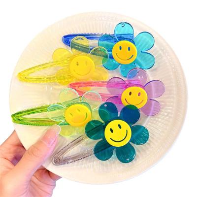 China Women Hair Clips Clear Fashion Sunflower Daisy Transparent Hair Clips For Girls Kids Women Acrylic Resin Hair Clips for sale