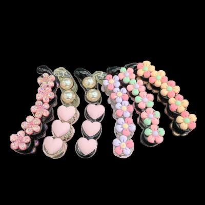 China Simple Japan Hairpin Temperament Back Twist Clip And Style Flower Love Resin Banana Clip Hairpin Hair Accessories Korean Hot Korean Vertical Hair Accessories For Women for sale