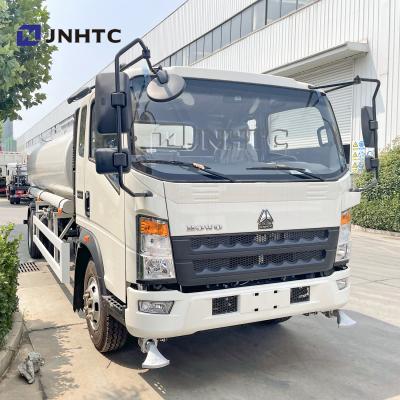 China Retail SINOTRUK HOWO 8000 Liter 8 Ton 5000 Gallon Water Tank Sprinkler Truck Water Truck for sale