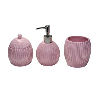 China Sustainable Pink Ceramic 3 PCS Bathroom Accessory Set for sale