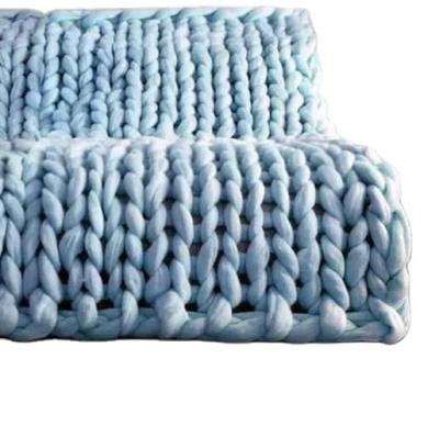 China Chenille Throw 1000 Super Soft Bulky Bed Decor Hand Made Anti-Static Chunky Knit Blanket for sale