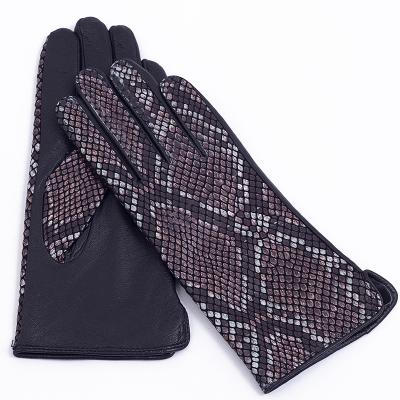 China Plain Customized Embossed Snake Grain Leather Gloves Women Motorcycle Driving Gloves for sale