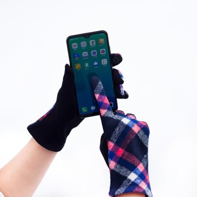 China Hot sale zss fashion simple guanti gloves with logo winter warem women touch screen plaid hand gloves for sale