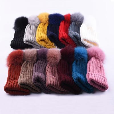 China breathable & Wholesale Waterproof Winter Beanies Removeable Acrylic Pompom Knitted Beanie Hat Big Fox Fur Pompom for sale