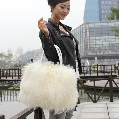 China Fashion New Arrival Jtfur Wholesalers China Supplier Nevy Ladies Feather Bag Women Real Sheep Fur Handbag for sale