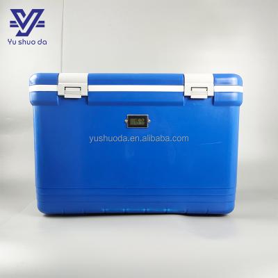 China 33L Large Portable Insulated Ice Chest Cooler Box for sale