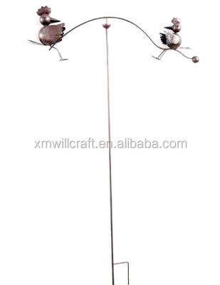 China Metal Bird Garden Stake Balance Playing Bird Metal Iron Garden Balance Stake for sale