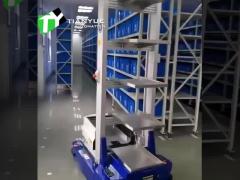 AGV Automated Guided Vehicle Three-Dimensional Shelf Material Box Picking And Placing Each Load 30KG