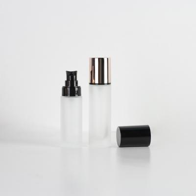 China Personal Care New 30ml Frosted Empty Cosmetic Makeup Glass Bottle High Quality Base for sale