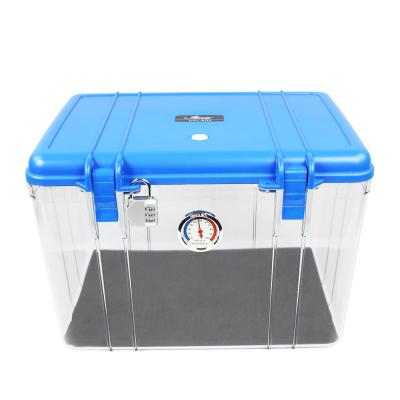 China Convenient Simplist 18L Portable Container Clear Box For Small Camera Outdoor for sale