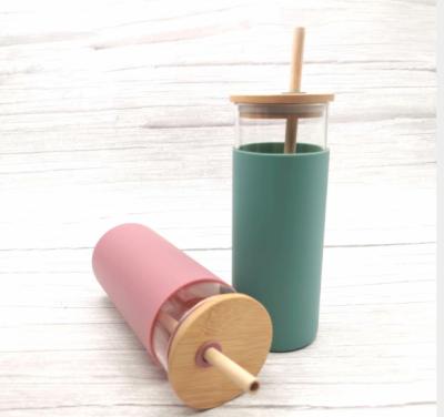 China Modern Drinking Glass Mugs, Bottles With With Bamboo Lid And Bamboo Straws for sale