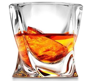 China New classic/postmodern twist whiskey glass mug, Scottish glass mug for sale