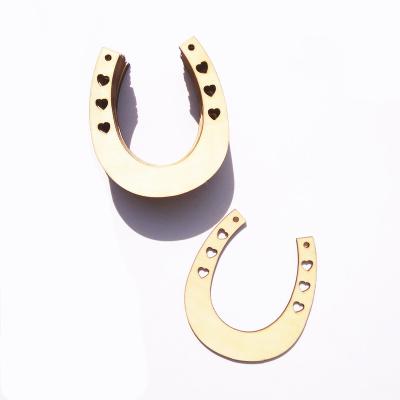 China Europe 12pcs Heart Shaped Hollow DIY Decorations Wooden Horseshoe Empty Unfinished Horseshoe Ornaments for sale