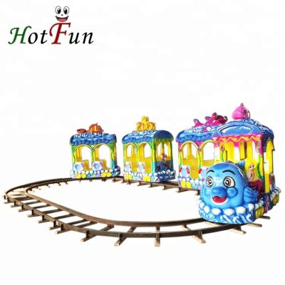 China Good quality& Cheap Factory Price 4P Mini Train Amusement Rides Indoor Trackless Amusement Train With Track for sale