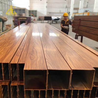 Cina Decorations; Advertising message ; Industry; Architecture ZHONGLIAN Matte Cosmetic Packaging Factory Extrusion 50x50 Wood Grain Aluminum Tube Square in vendita