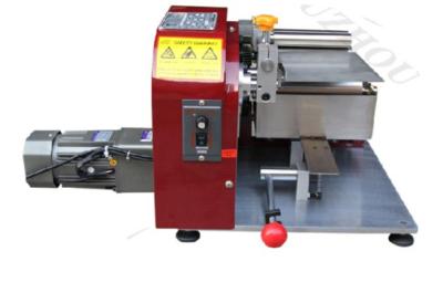 China Adjusted Speed Water Base Gluing Machine Improving Production Efficiency for sale