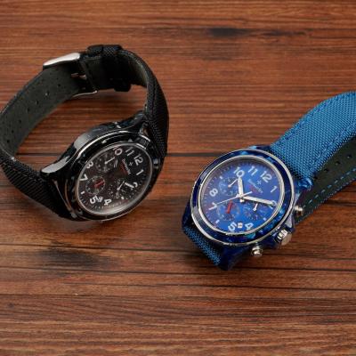 China Ancho de banda 22 mm Reloj de cuarzo de hombre Personalización Reloj de muñeca de hombre en venta