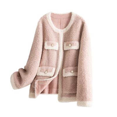 China Anti-Wrinkle Wholesales Cheap High Quality Faux Fur Shorts Women Luxury Teddy Coats 2021 With Pearl Buttons for sale