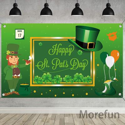 China 2022 Newest St Patrick's Day Backdrop Banner Green Party Photography Backdrop Party Decoration Large Shamrock Irish Green Decor Supplies for sale