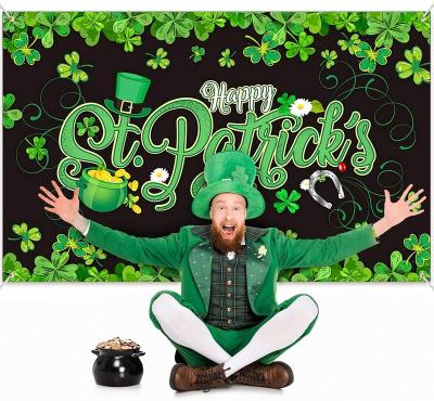 China 2022 Green Shamrock Photo Background Large Decoration Home Party St Patrick's Day Banner Fabric For Irish St Patrick's Day Lucky Day Event Decor for sale