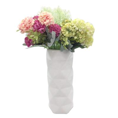 China MOQ eco-friendly ceramic flower vase is an elegant 3D mosaic design porcelain flower vase home decoration ceramic flower vase for sale