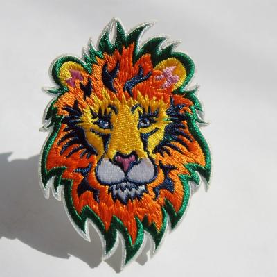 China custom 3D embroidery patches for clothes for sale