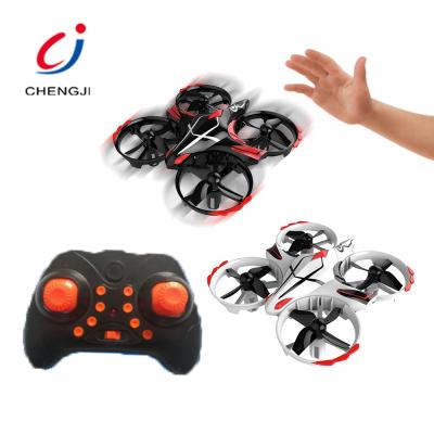 China Mini Mode Headless Plastic RC Quadcopter Flying Interactive Sensing Headless Infrared Drone for sale