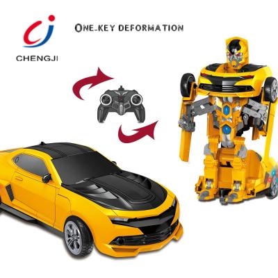 China Child Battery Operated Plastic Induction Control Toy Radio Change Model Smart Boy Deform Robot Car Toy for sale