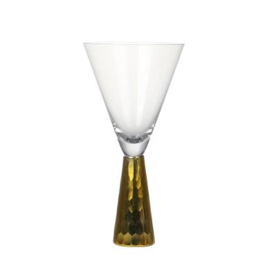 China Luxury Banquet Crystal Wine Glass High Grade Gold Art Modeling Molecular Cocktail Glasses Nordic Light Creative Wedding Champagne Cups Flutes for sale