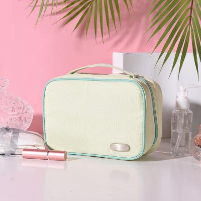 China BUTRADE fashion travel waterproof transparent zipper bag clear TPU PVC bf-266 cosmetic bag for sale