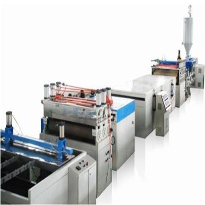 Chine PE Multilayer Hollow Grid Corrugated Sheet PP Profile Of Sheet Making Machine à vendre