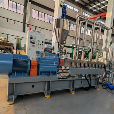 China PIPE Co-rotating plastic m parallel twin screw extruder Te koop