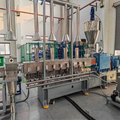 China PIPE 140 Counter-rotating Parallel Twin Screw Extruder Te koop