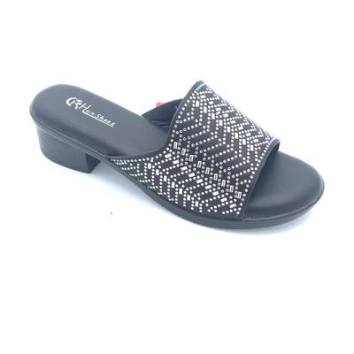 China New Fashion Trend High Quality Shiny Diamond Middle Heel Fancy Women Slides Sandals Comfortable Shoes for sale