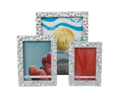 China China Alibaba Supplier Bilderrahmen Promotional Plastic Graduation Memorial Photo Frame Display for sale