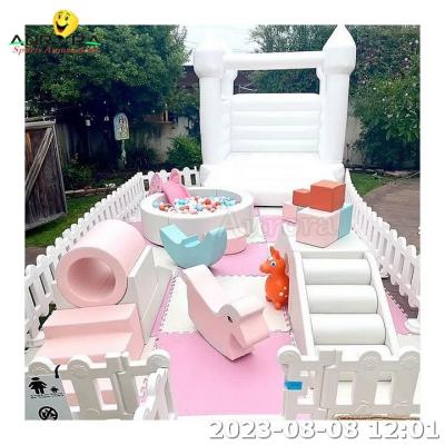 China Tejón de juego suave Equipo de juego suave Zona de juego suave para niños Jardín de juegos interior en venta