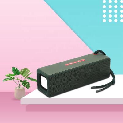 China USB 5v Rechargeable Outdoor DC Speakers Portable PC 5w subwoofer gaming bluetooth radio with microphone for sale