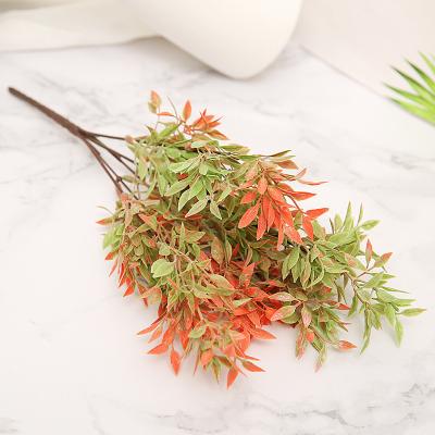 China Hot Sale Eco-friendly Silk Eucalyptus Leaves Vines Artificial Eucalyptus Garland Hanging Plants Greenery For Wedding for sale