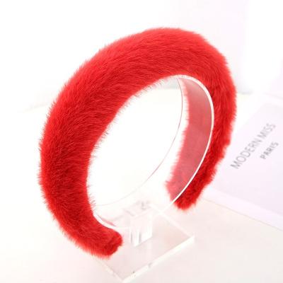 China IFOND Fashion Inventory Trendy Hair Band For Girl Autumn And Winter Soft Faux Fur Headbands for sale